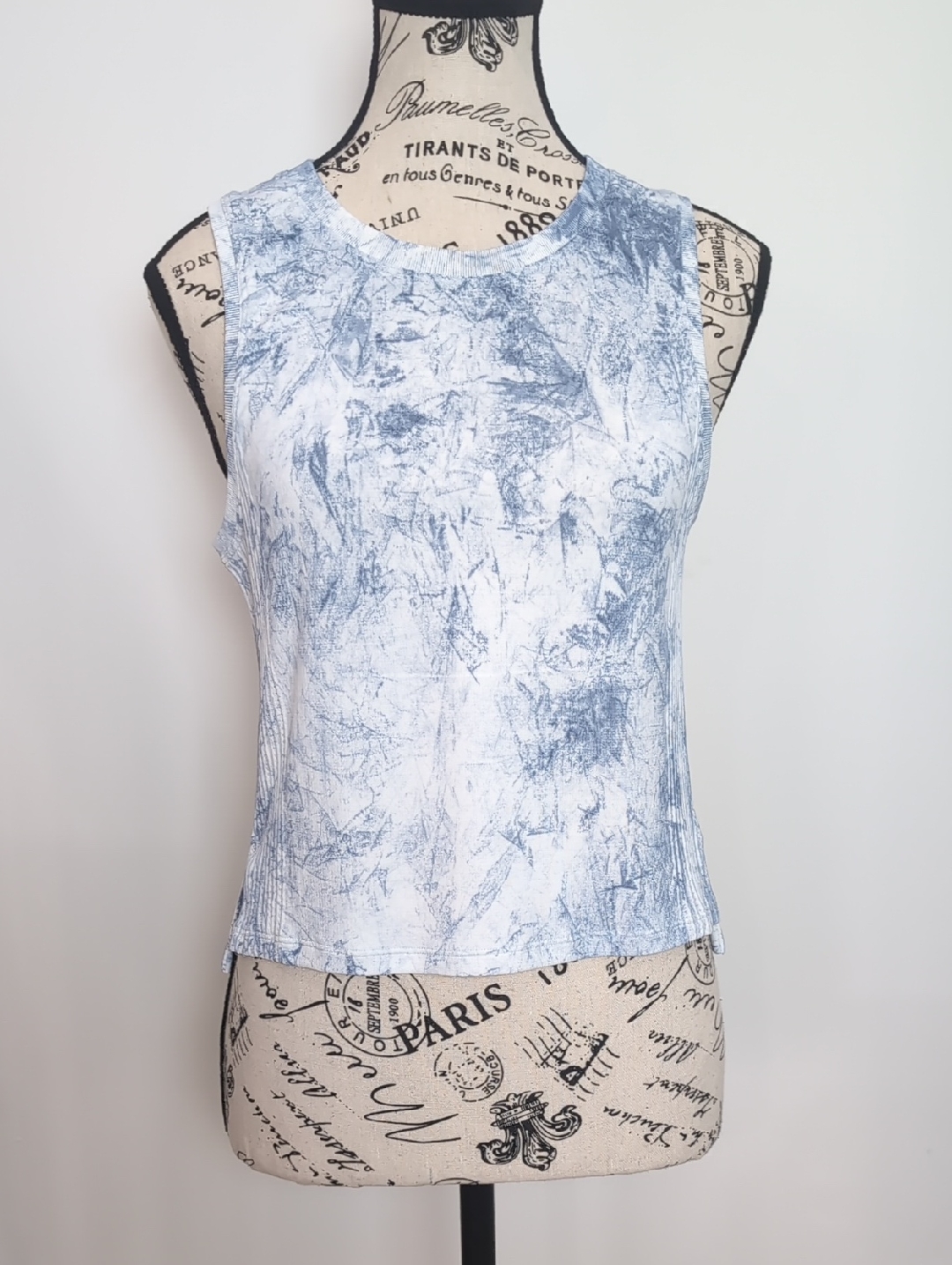 Lululemon | Women's White/Luna Tie-Dye Train To Be Chalk Wash Tank Top